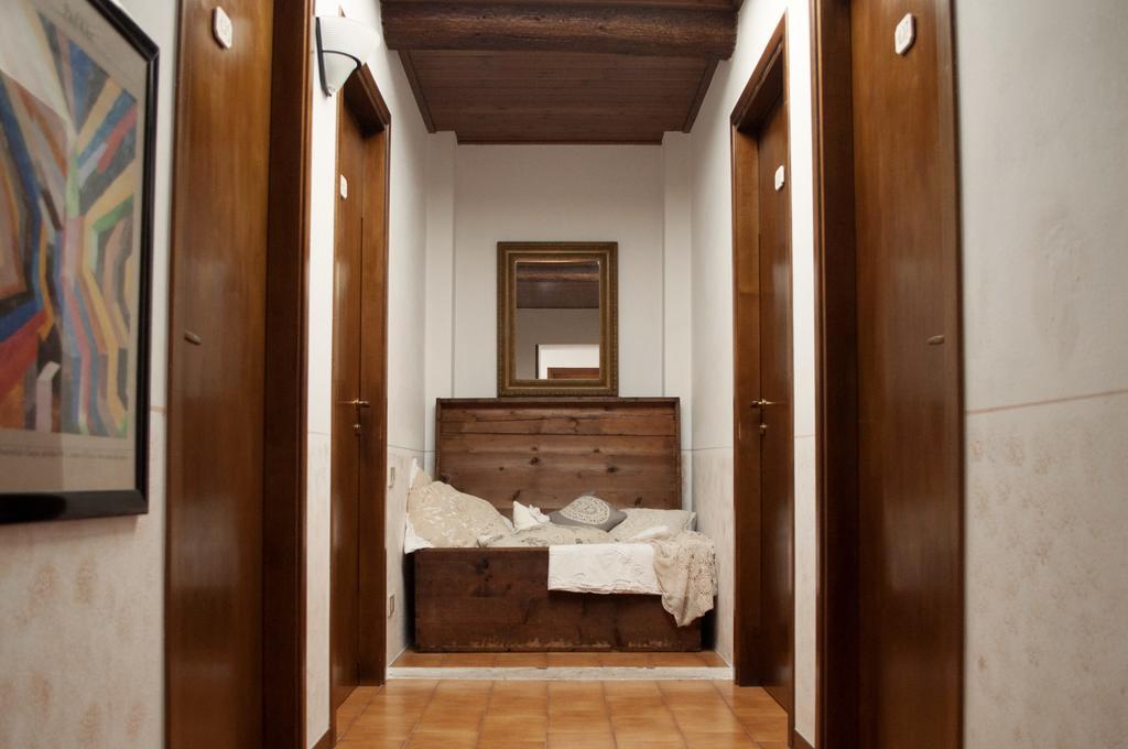 Boutique Hotel Corte Malaspina Castelnuovo del Garda Kültér fotó