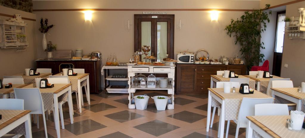 Boutique Hotel Corte Malaspina Castelnuovo del Garda Kültér fotó